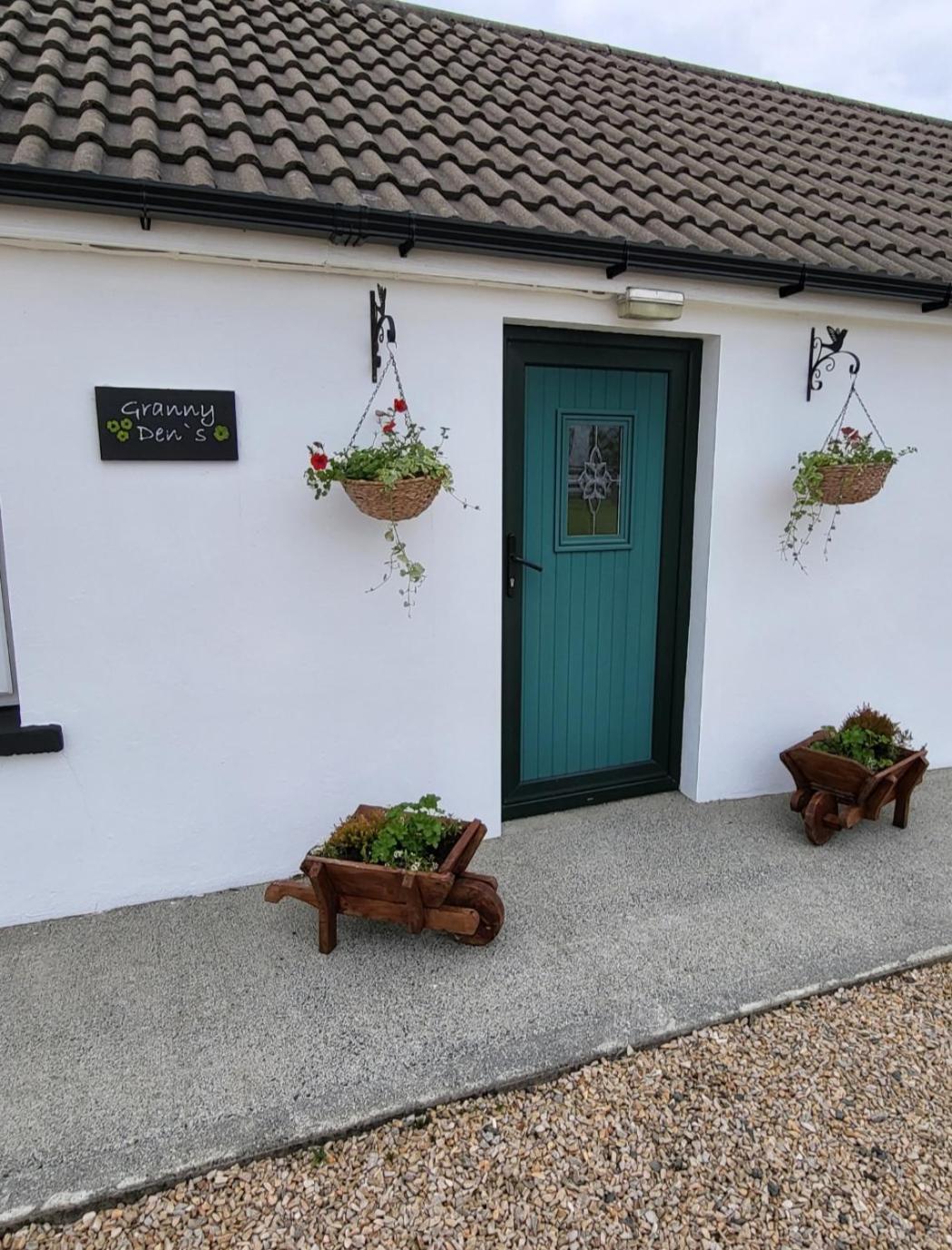 Вілла Granny Dens Donegal Town Екстер'єр фото
